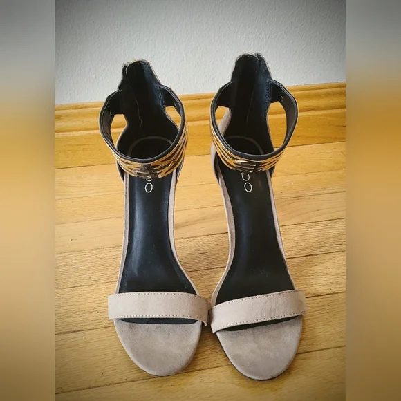 Aldo Tormini Tan Open Toe Heels, size 9. - Picture 6 of 8